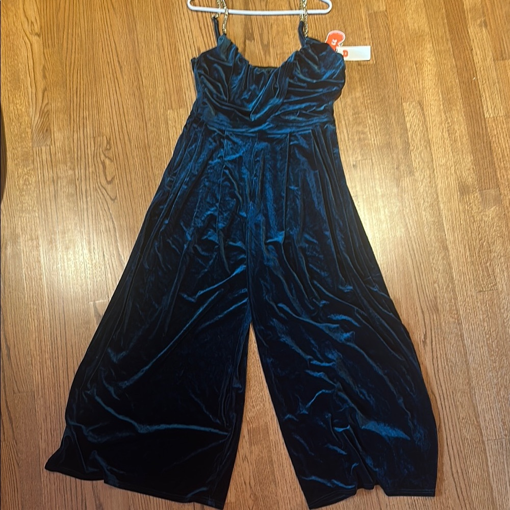 Cider Green Velvet Jumpsuit Sleeveless Design